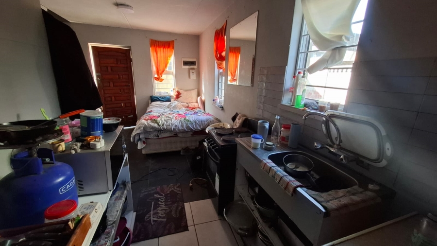 2 Bedroom Property for Sale in Woodlands Western Cape